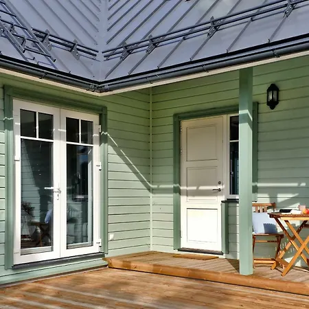 Holiday home Holmi Maja