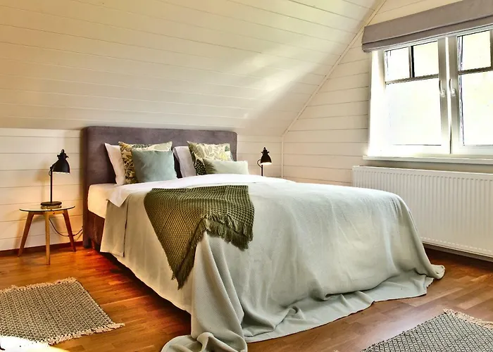 Holmi Maja Semesterbostad