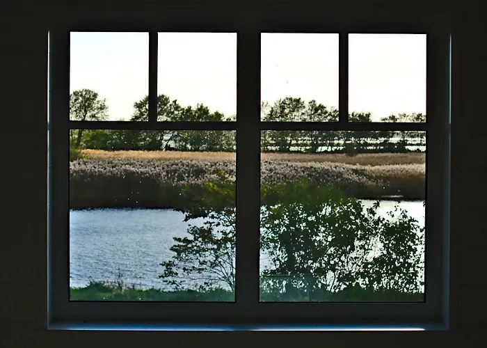 Holmi Maja Semesterbostad *