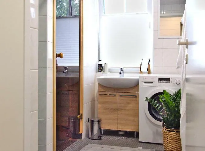 Semesterbostad Holmi Maja *